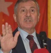 Yeni Yol Grubu Başkanvekili Özdağ,  'Siyaset yargıyı aparat olarak kullanıyor. Cumhurbaşkanı bu benim son seçimim diyordu. Bir Cumhurbaşkanı yalan söylemez'